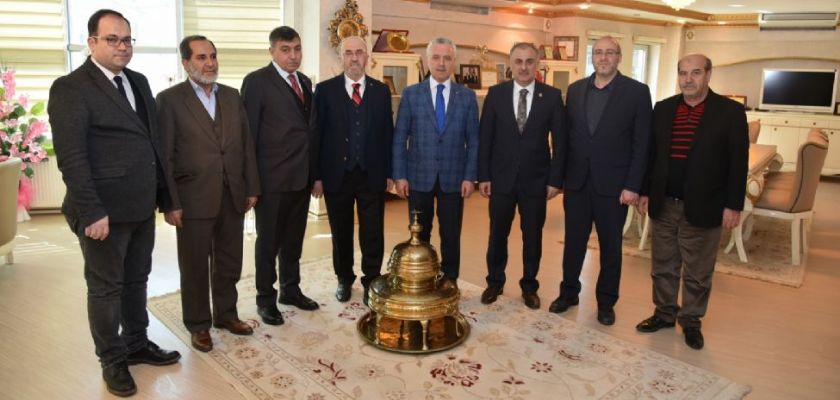 AKPARTİ'DEN ELAZIĞ TİCARET BORSASINA ZİYARET